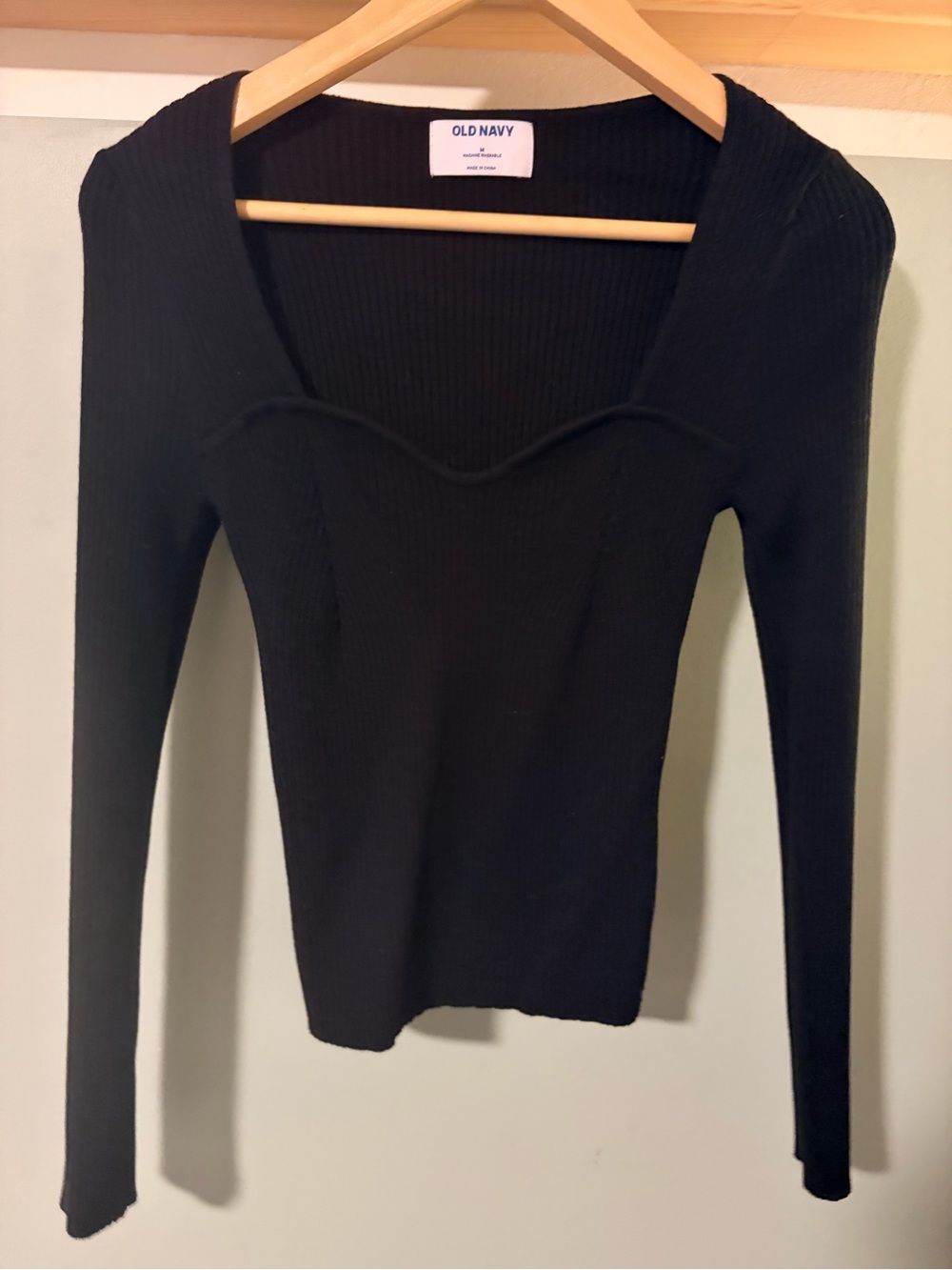 Old Navy Black Ribbed Sweetheart Neckline Long Sleeve Top